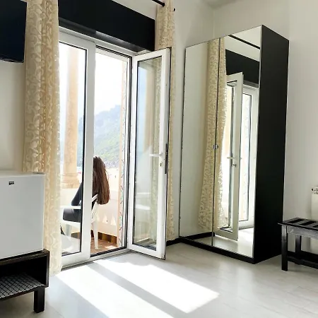 Cubata Hotel 2*